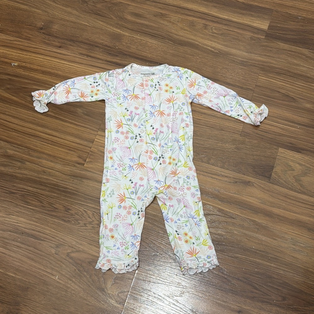 Magnetic Me Baby Girls 3-6 Months Floral Romper Sleeper Pajamas